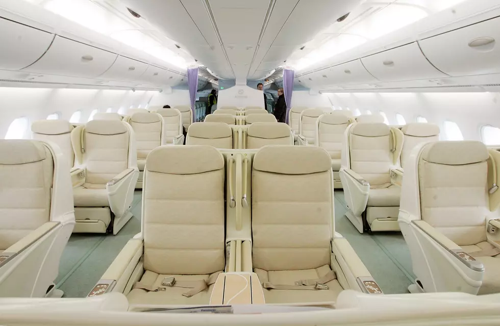 10 Surprising Things That Will Get You Booted From A New York Flight